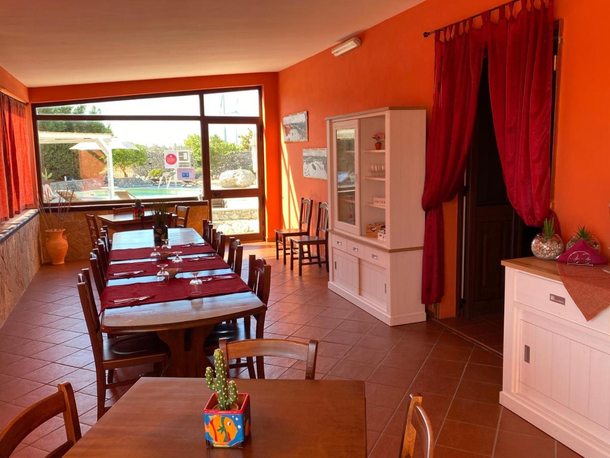 Agriturismo Masseria Saittole 카르피냐노 살렌티노 외부 사진