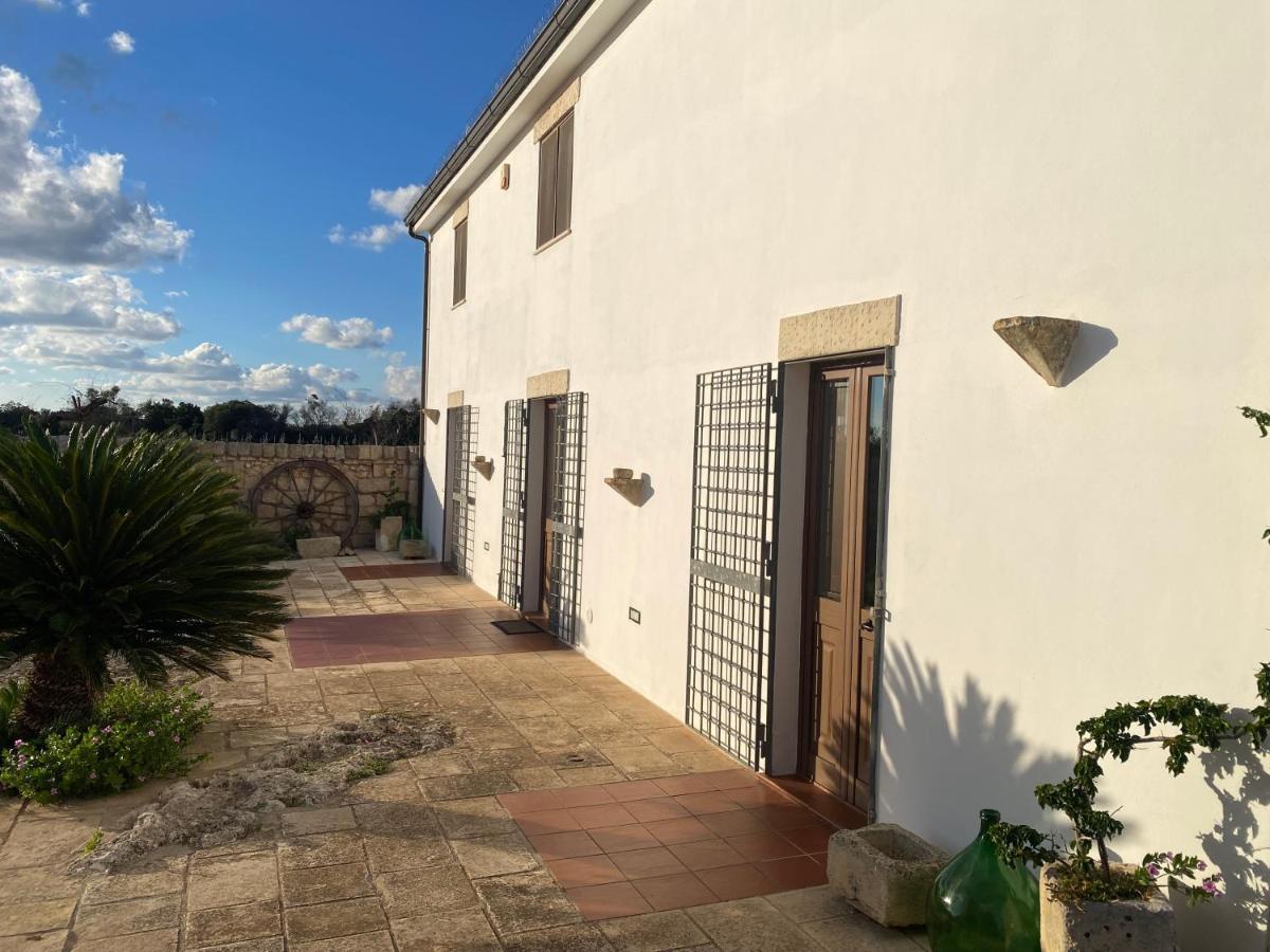 Agriturismo Masseria Saittole 카르피냐노 살렌티노 외부 사진