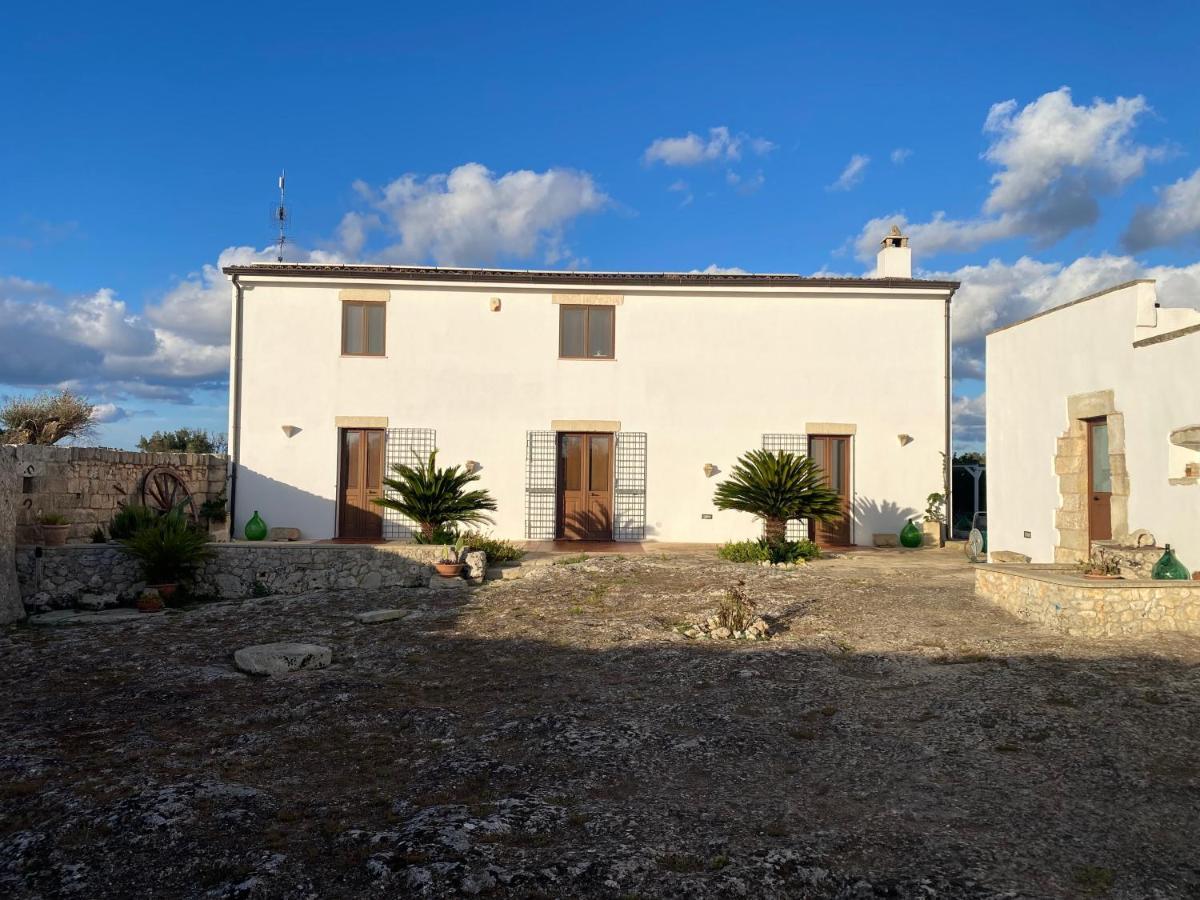 Agriturismo Masseria Saittole 카르피냐노 살렌티노 외부 사진