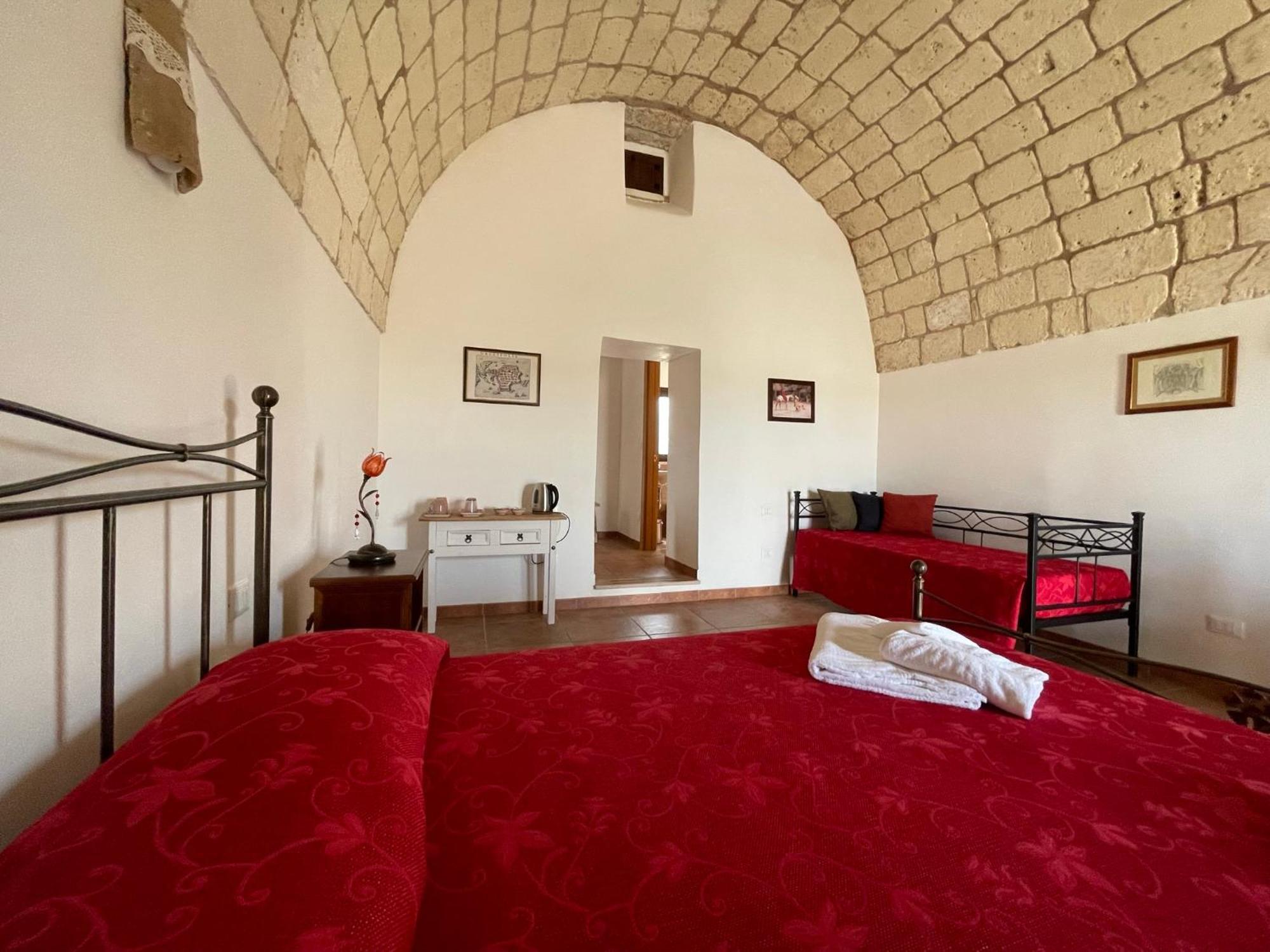 Agriturismo Masseria Saittole 카르피냐노 살렌티노 외부 사진
